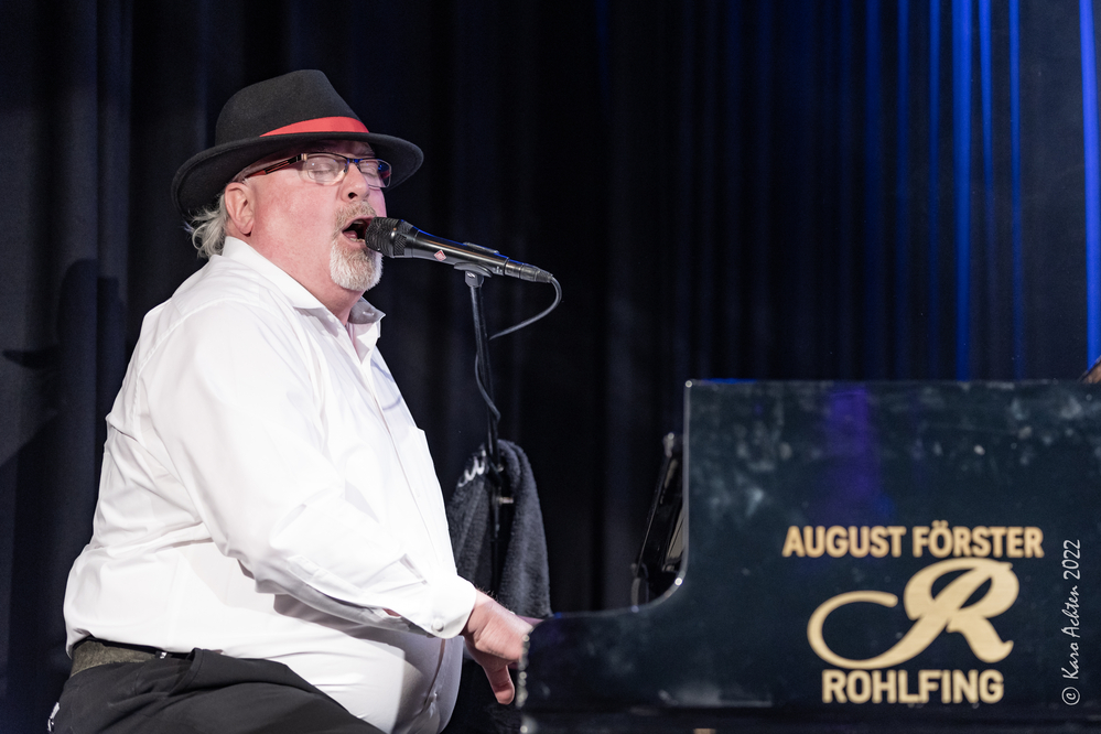 Steve Big Man Clayton
