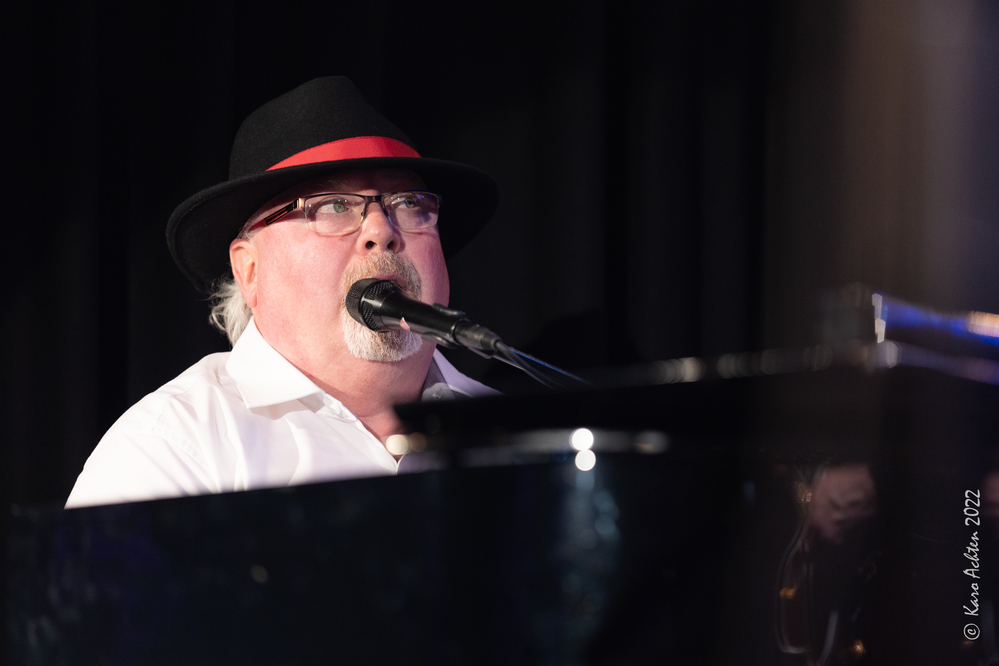 Steve Big Man Clayton
