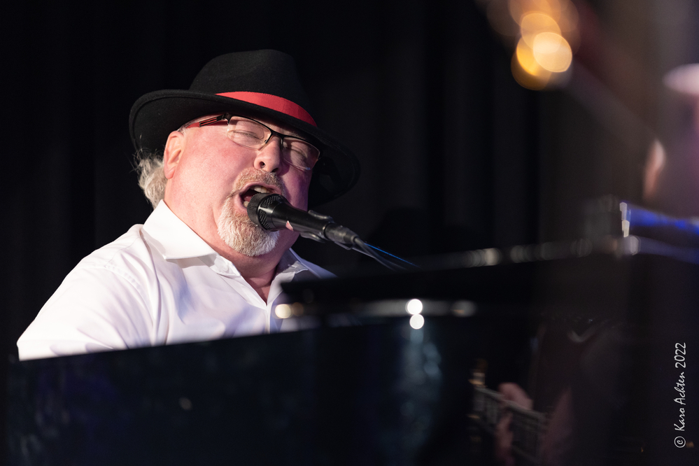 Steve Big Man Clayton
