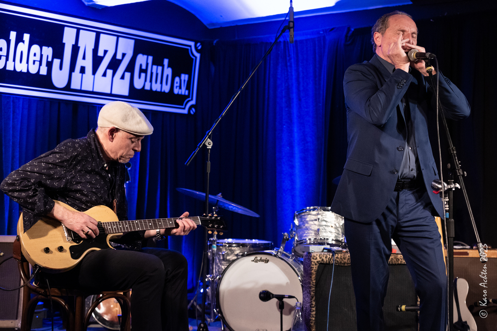 Alex Schultz, Egidio Juke Ingala, 
