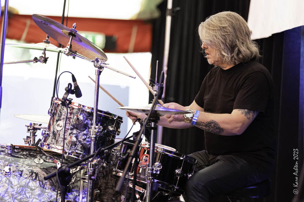 Dominique Christens, 
