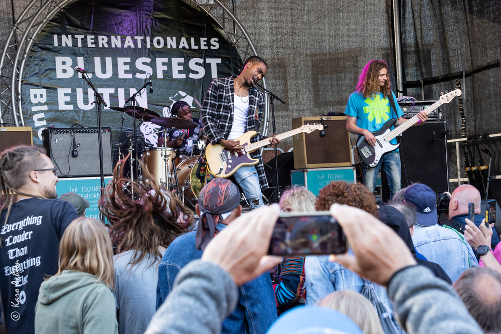 Jamiah Denzel Rogers, 
