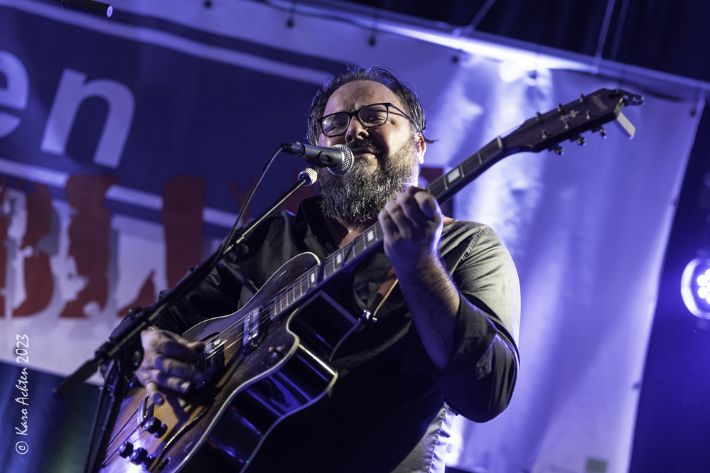 Wouter Celis, Doghouse Sam, 
