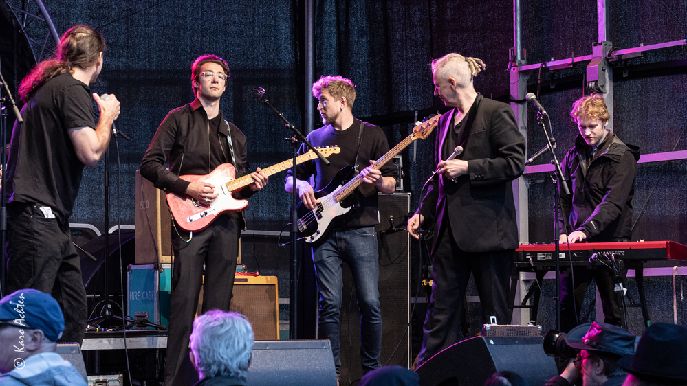 Nave Pundik, Kalle Reuter, Marc Breitfelder,  Stian Brungot, Håvard Ersland, 
