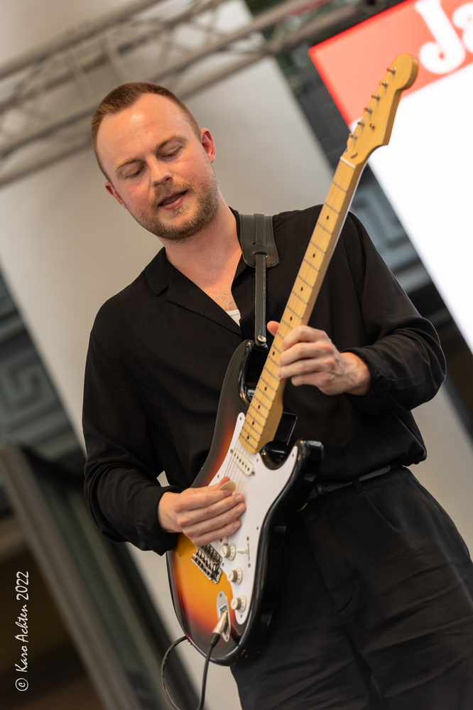 Christoph Hennebeil, 
