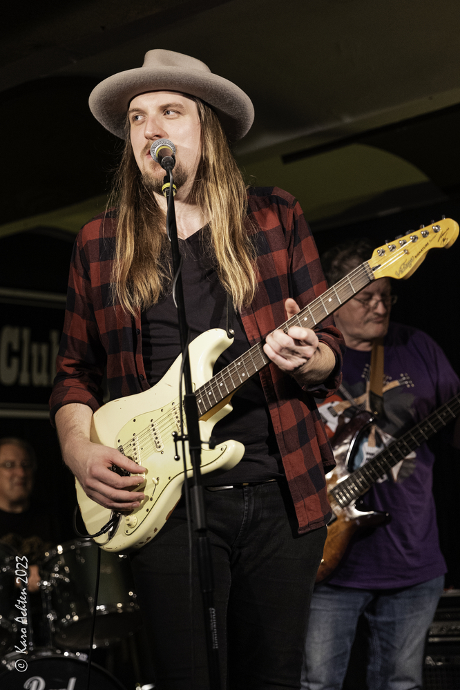 Bad Temper Joe, Thomas Pape, 
