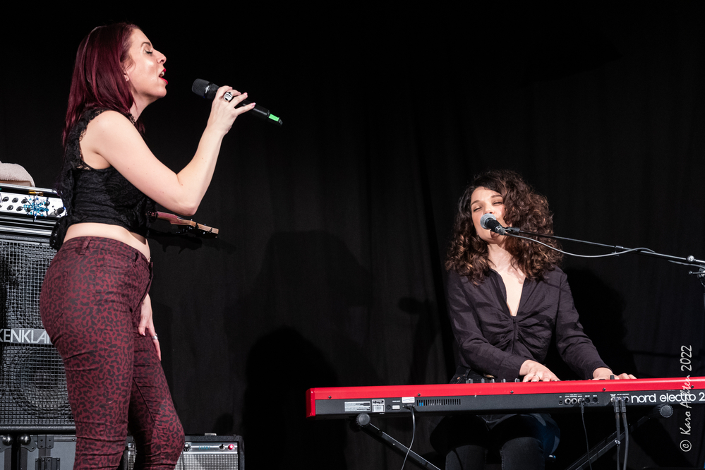 Whitney Shay, Katarina Pejak, 
