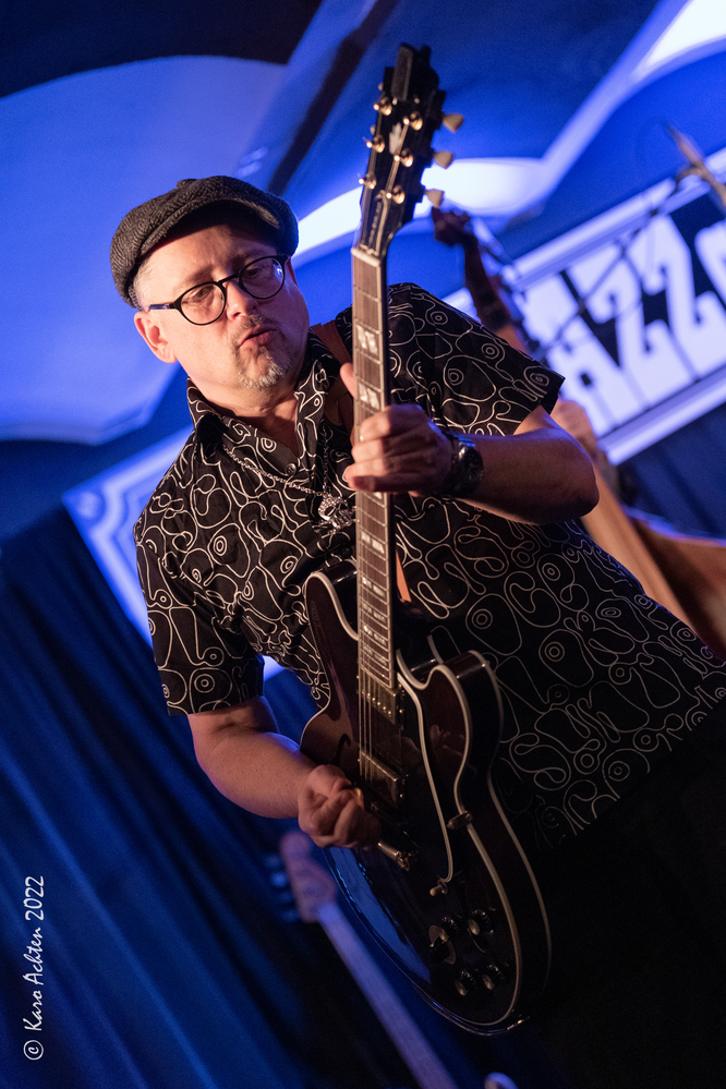 Tillmann "T-Man" Michalke, 
