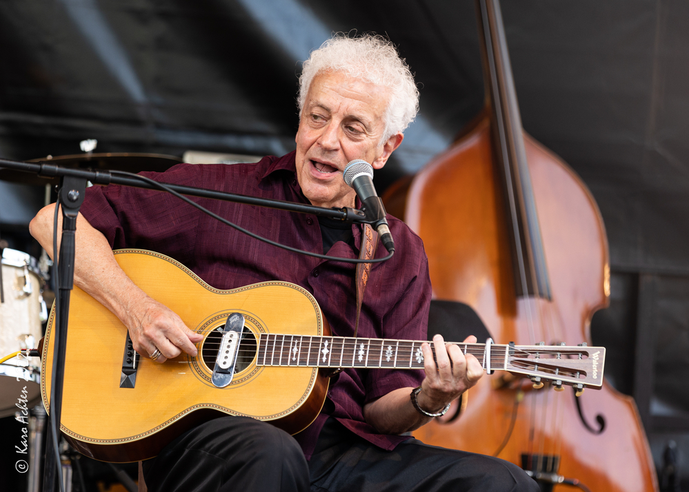 Doug Macleod, 
