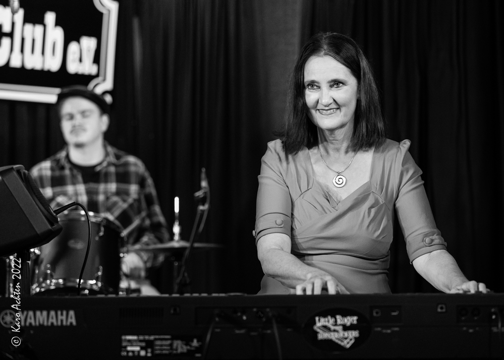 Marion Wade, Chris Seidel, 
