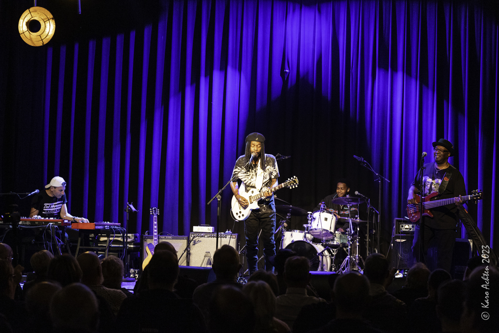 Eric Cannavaro, Bernard Allison, George Moye, Allan Matthew Kimathi, 
