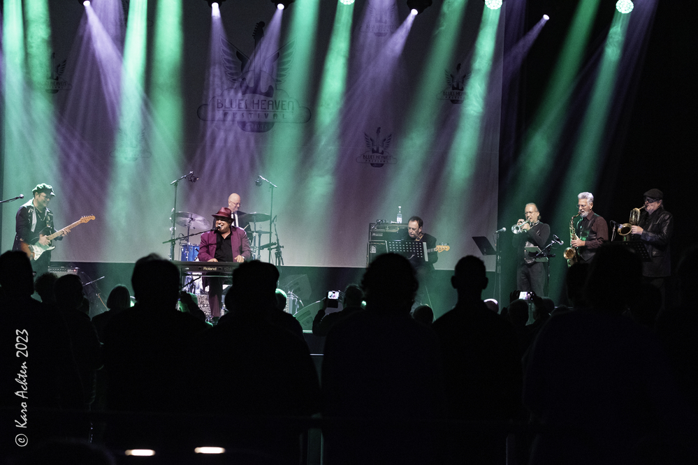 Vidar Busk, Mitch Woods, Martin Windstad, Bill Troiani, Al Gomez, Mark "Kaz" Kazanoff, John Mills, 
