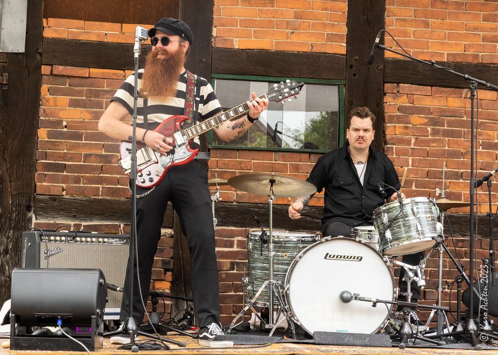 Waldemar Skoglund, Daniel Winerö, 
