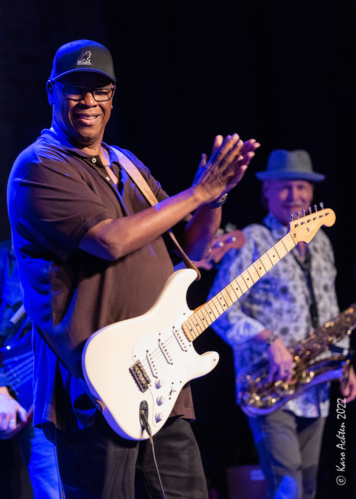 Mike Wheeler, Jimmy Carpenter
