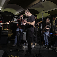 Dateiname=AZ8A2013.jpg
Dateigröße=6278KB
Abmessungen: 5284x3523
hinzugefügt am: 19. Dezember 2023 AZ8A2013.jpg