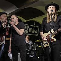 Dateiname=AZ8A2048.jpg
Dateigröße=6349KB
Abmessungen: 4927x3285
hinzugefügt am: 19. Dezember 2023 AZ8A2048.jpg