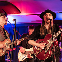 Dateiname=AZ8A2899.jpg
Dateigröße=15208KB
Abmessungen: 5472x3420
hinzugefügt am: 19. Dezember 2022 AZ8A2899.jpg