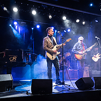 Dateiname=AZ8A3250~0.jpg
Dateigröße=12673KB
Abmessungen: 5280x2970
hinzugefügt am: 28. Dezember 2022 AZ8A3250~0.jpg