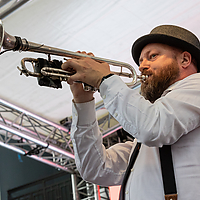 Dateiname=AZ8A6919~2.jpg
Dateigröße=5688KB
Abmessungen: 3916x2611
hinzugefügt am: 07. Juni 2022 AZ8A6919~2.jpg