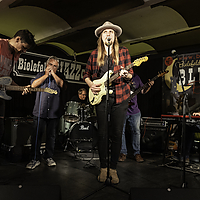 Dateiname=AZ8A6994.JPG
Dateigröße=10676KB
Abmessungen: 5061x3374
hinzugefügt am: 19. September 2023 AZ8A6994.JPG