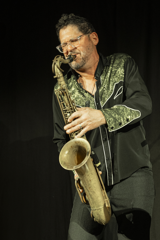 Sax Gordon Beadle, 
