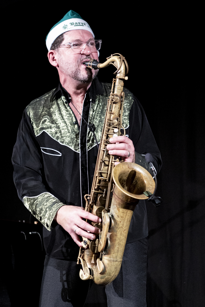 Sax Gordon Beadle, 
