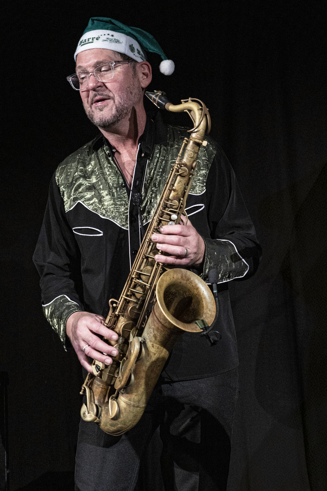Sax Gordon Beadle, 
