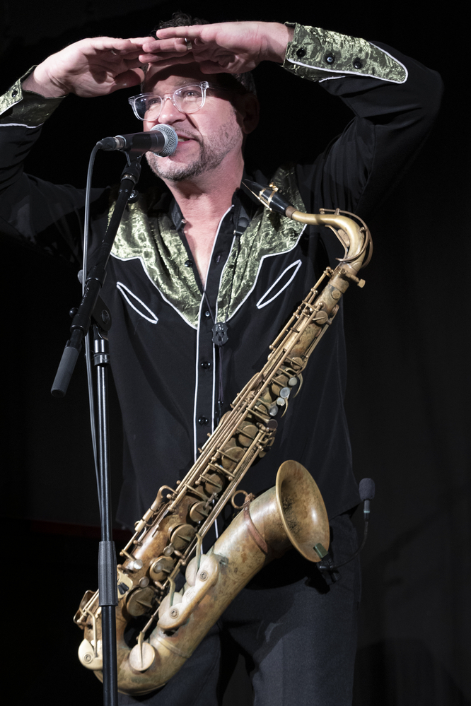 Sax Gordon Beadle, 
