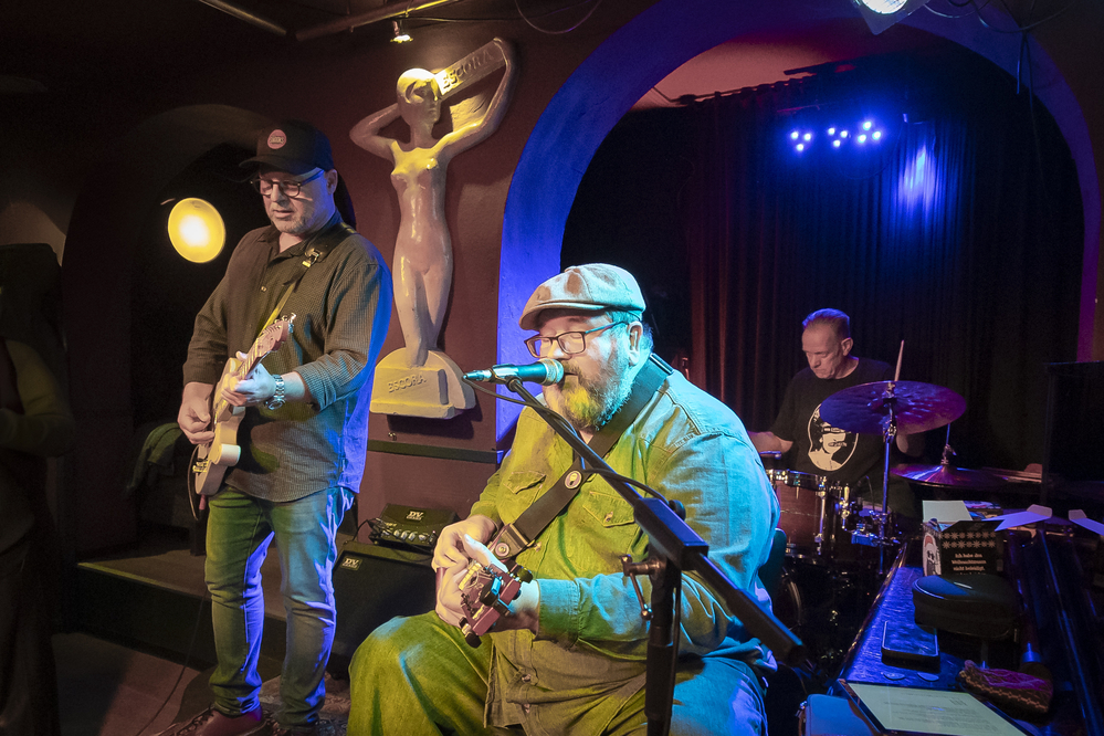 Michael van Merwyk, Ollie Niemeyer, Thomas Bornemann, 
