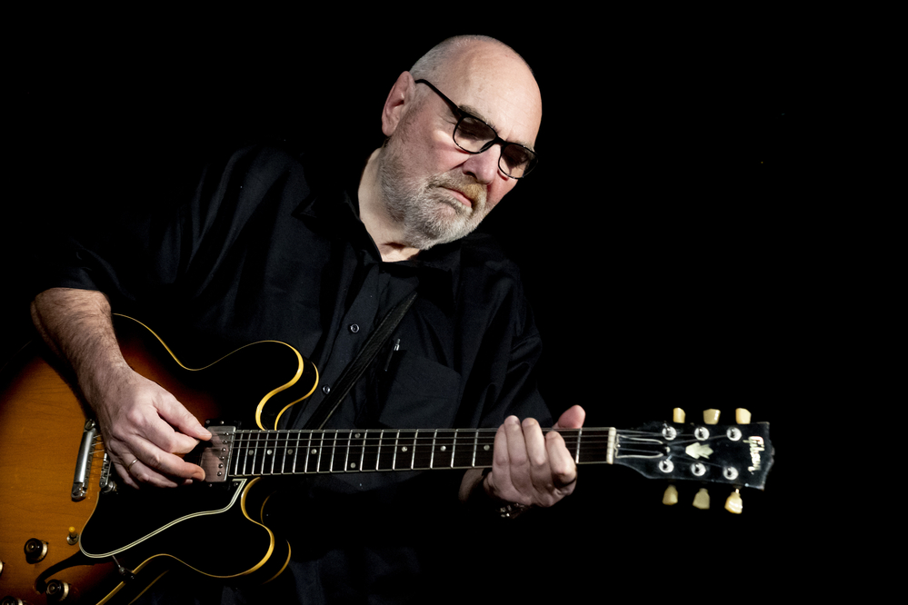 Bernd Simon, 
