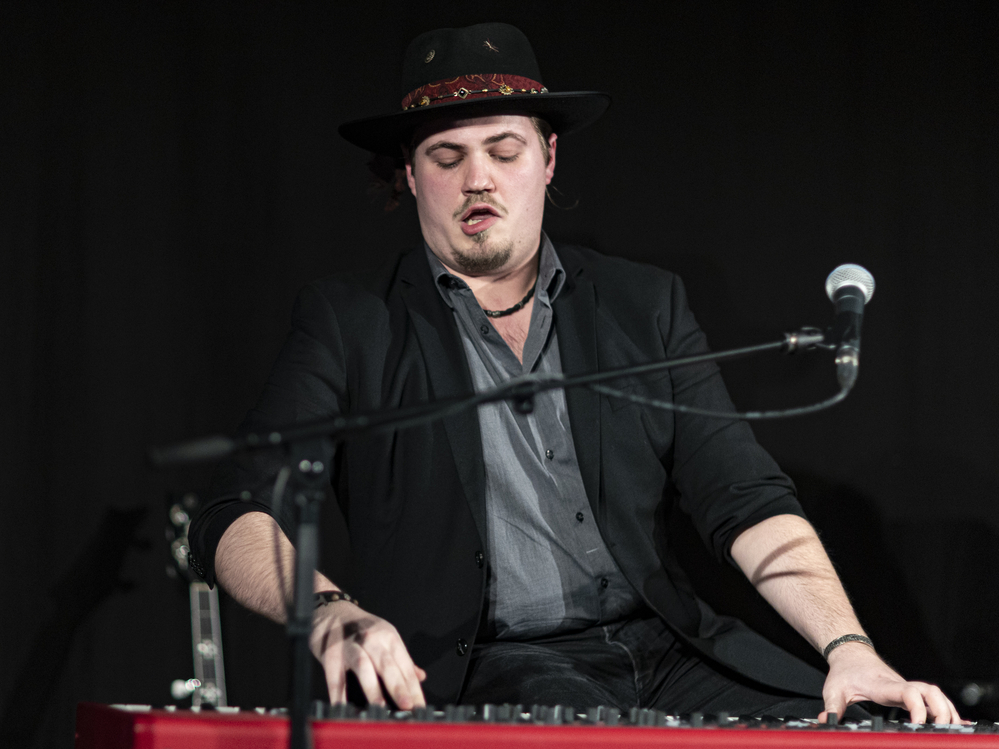 Tom Eylenbosch, 
