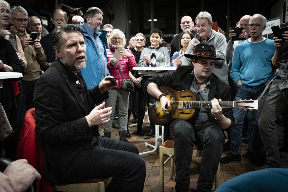 Guy Verlinde , Tom Eylenbosch, 
