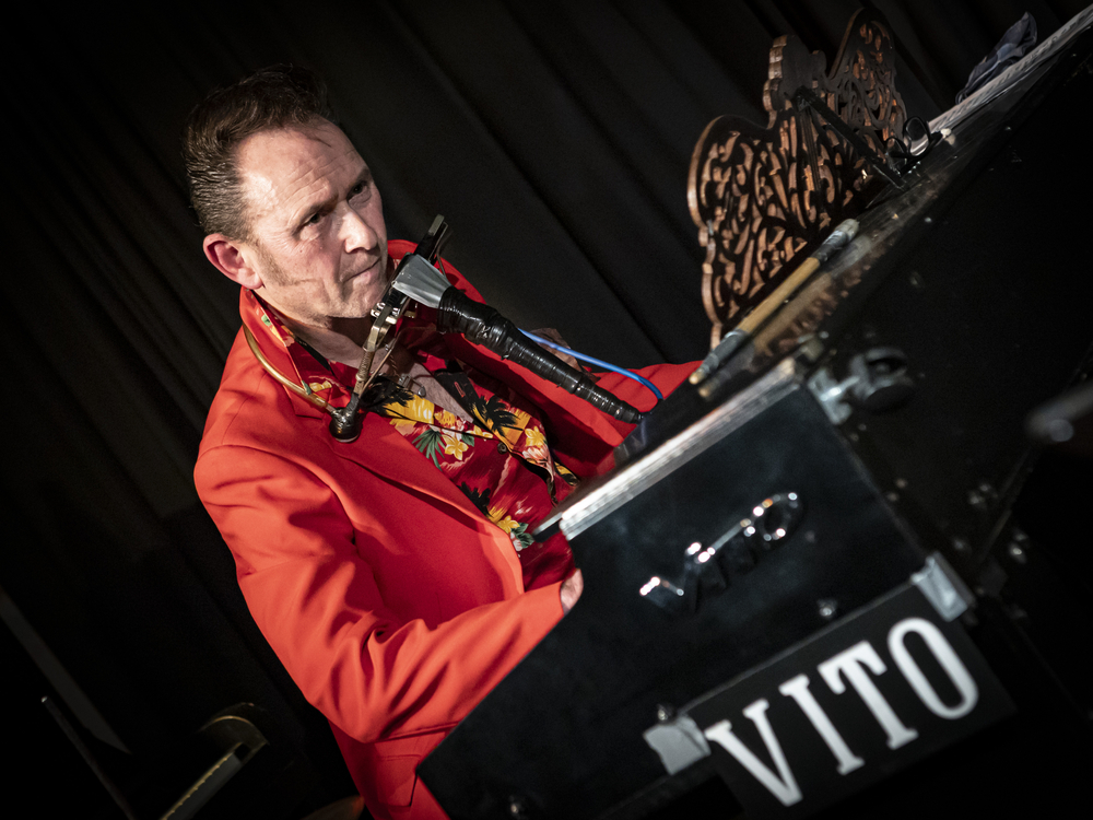 Vito Becker, 
