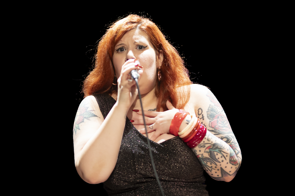 Cecilya Mestres, 
