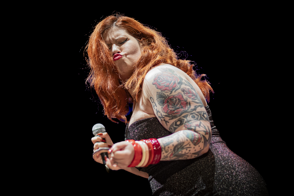 Cecilya Mestres, 
