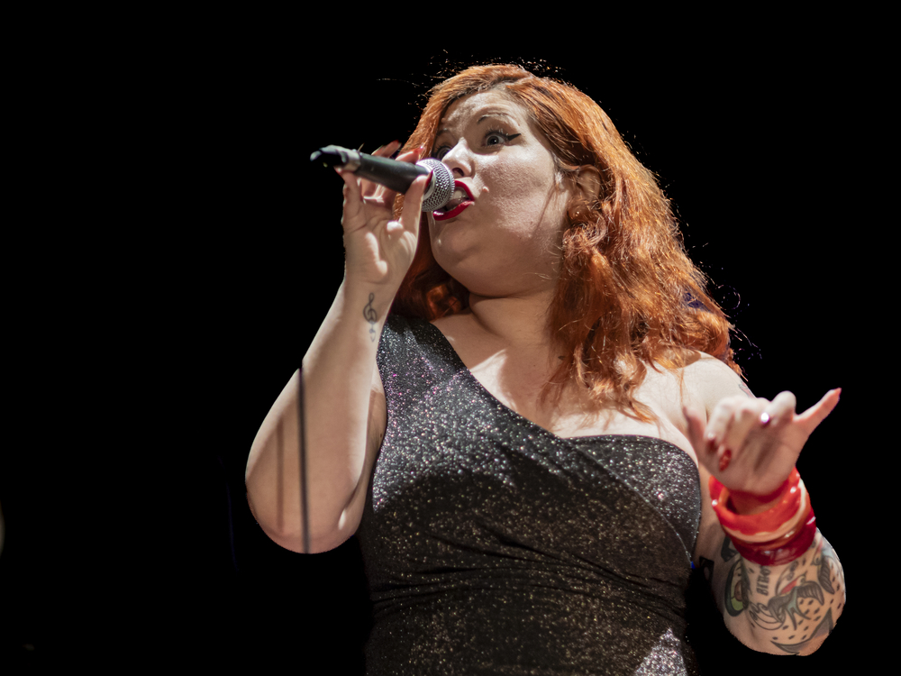 Cecilya Mestres, 
