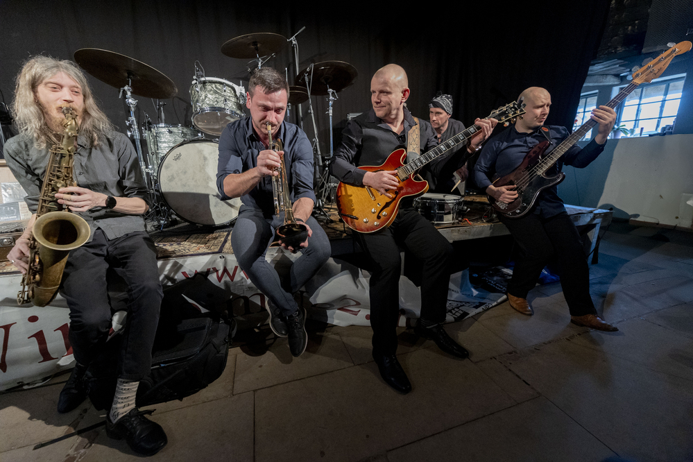 Rolands Saulietis, Janis Bukovskis, Marcis Kalnins, Artis Locmelis,Viesturs Grapmanis, 
