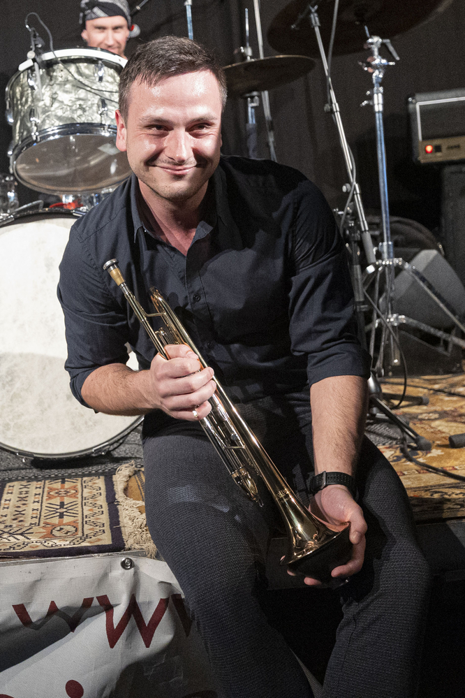 Viesturs Grapmanis, 
