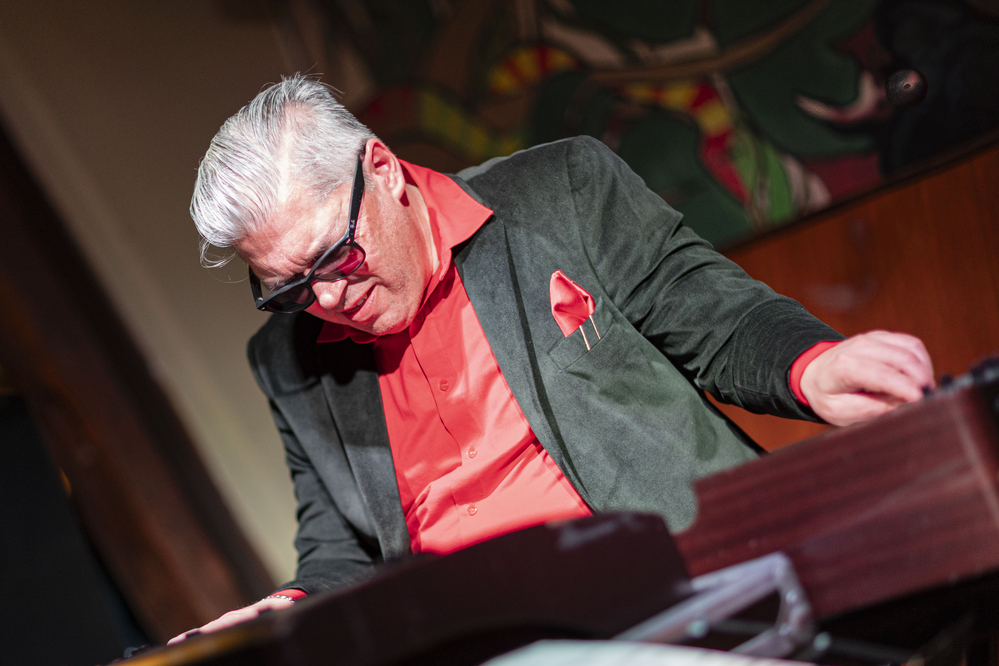 André Bürkle , 
