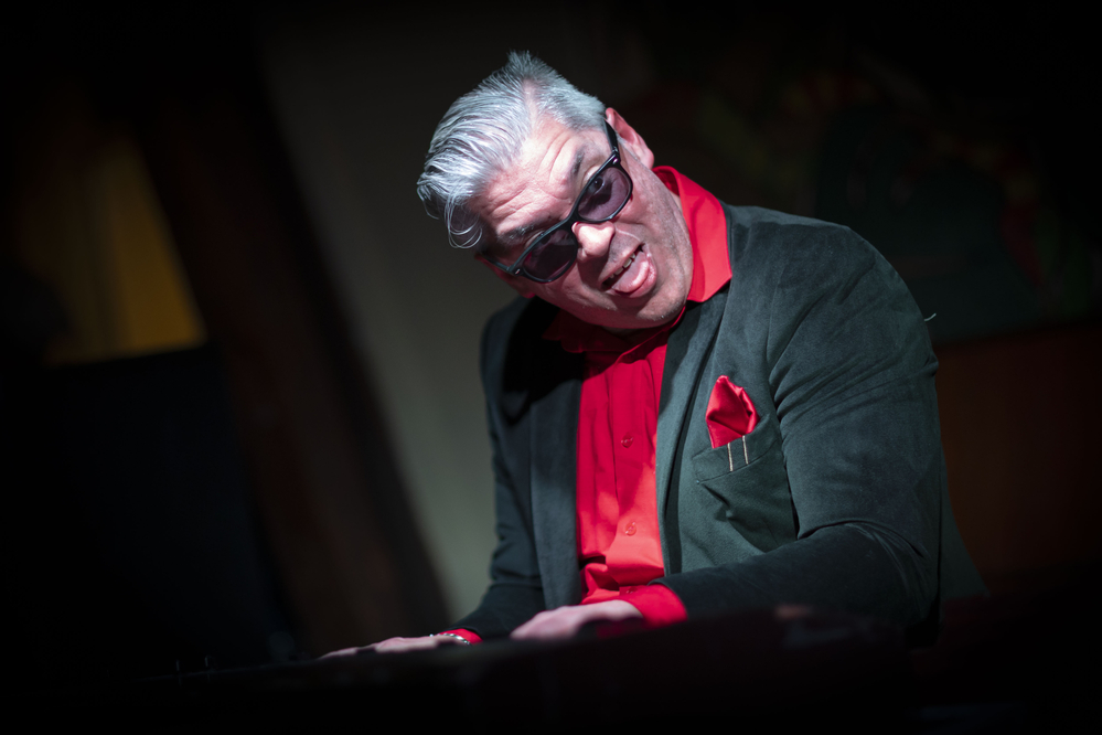 André Bürkle , 
