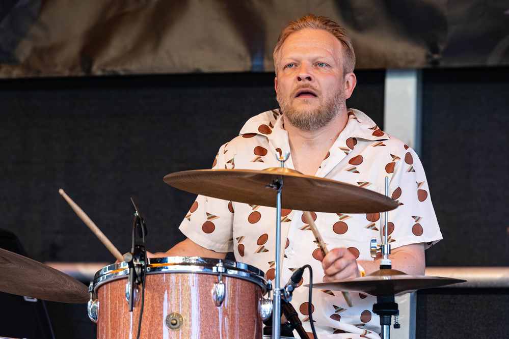 Mikko Peltola , 
