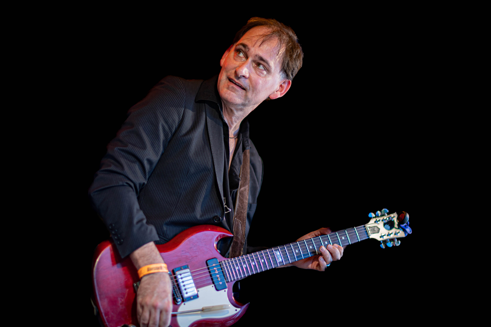 Johnny Burgin, 
