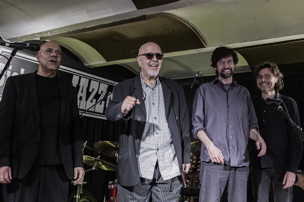  Todor Tosho Todorovic, Florian Schaube, Mike Titre, Arnold Ogrodnik, 
