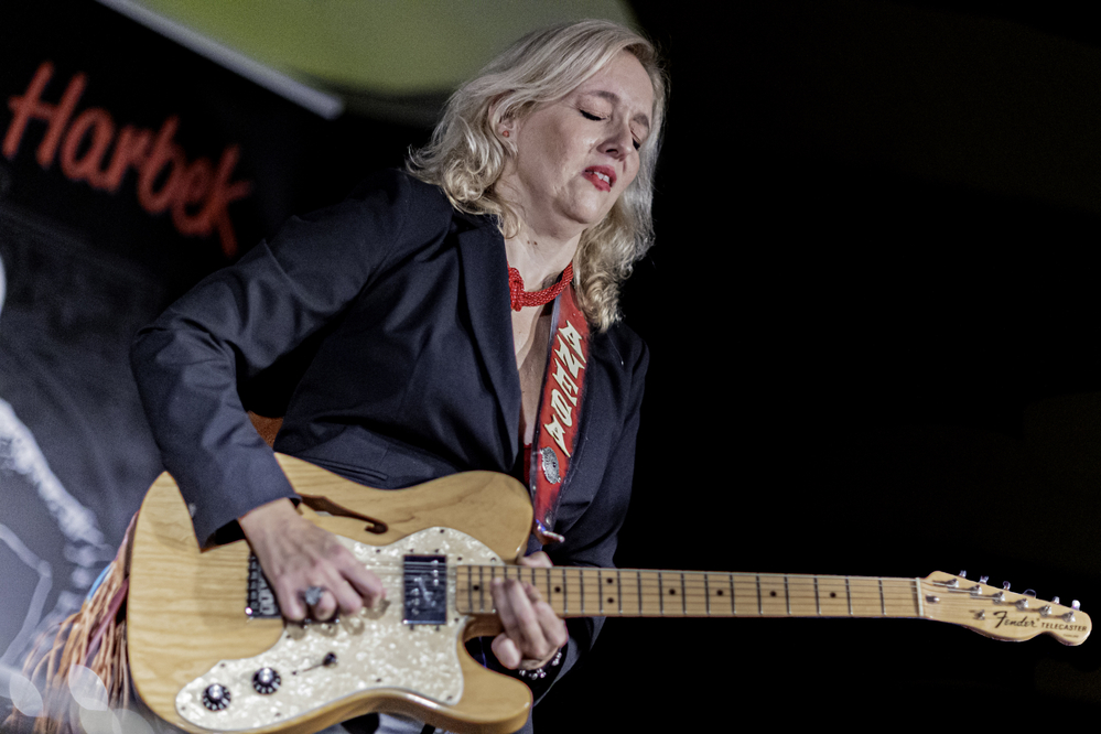 Vanesa Harbek, 
