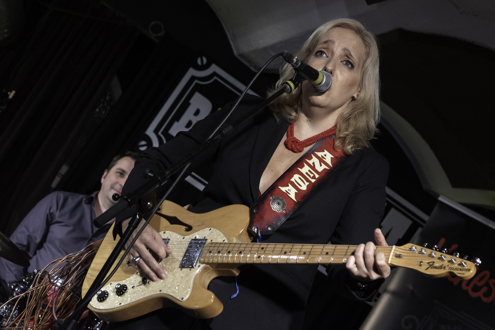Vanesa Harbek, 
