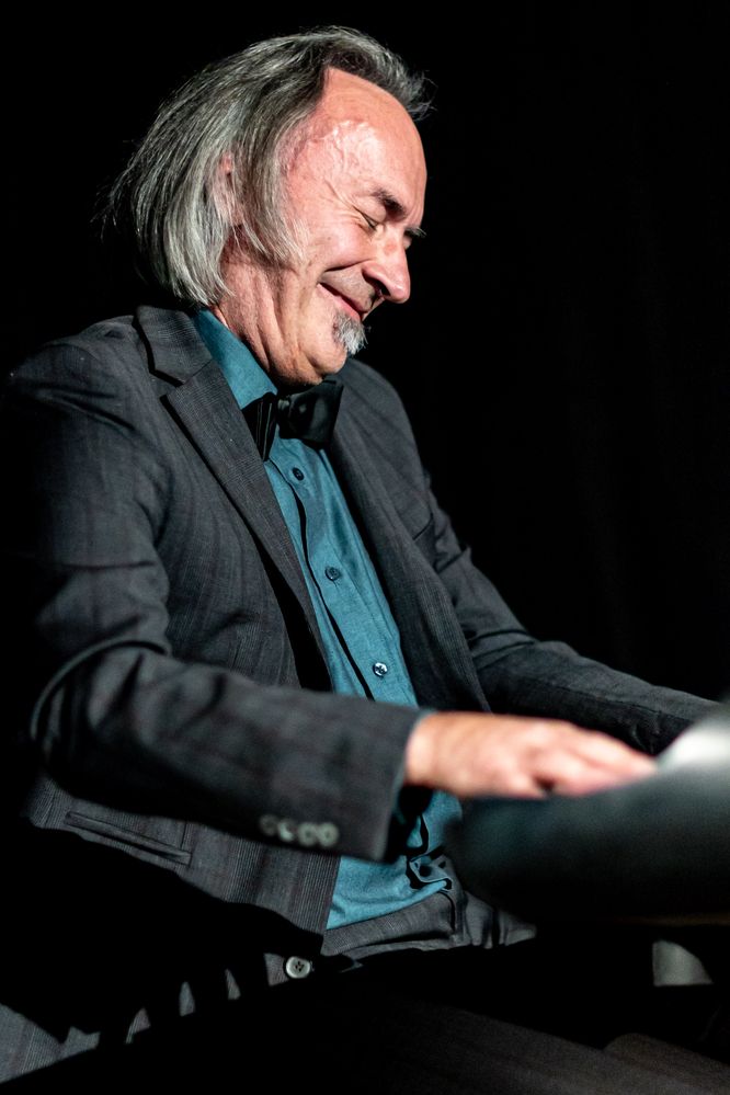 Christian Jung,
