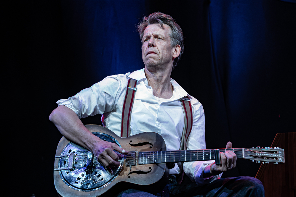 Peter Crow C, 
