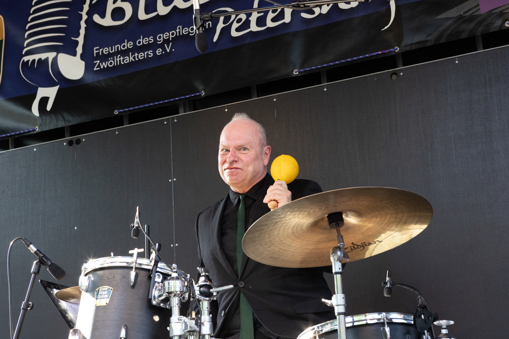 Tommy Moberg, 
