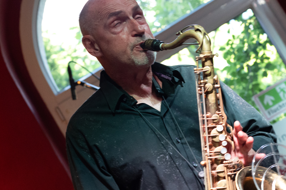  Markus Rießbeck, 
