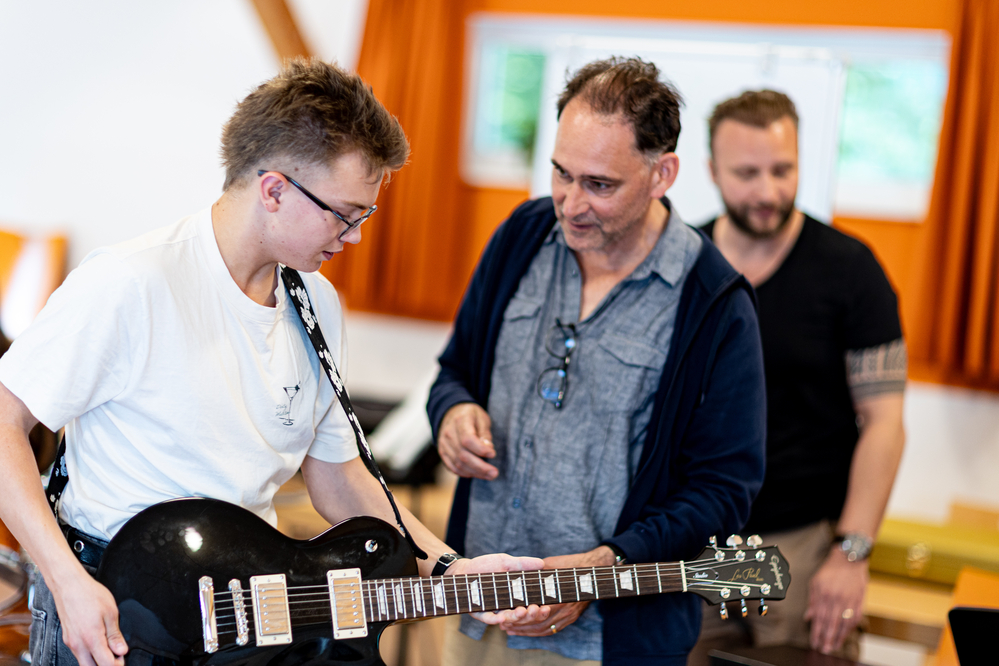 Johnny Burgin, Fabian Fritz , 
